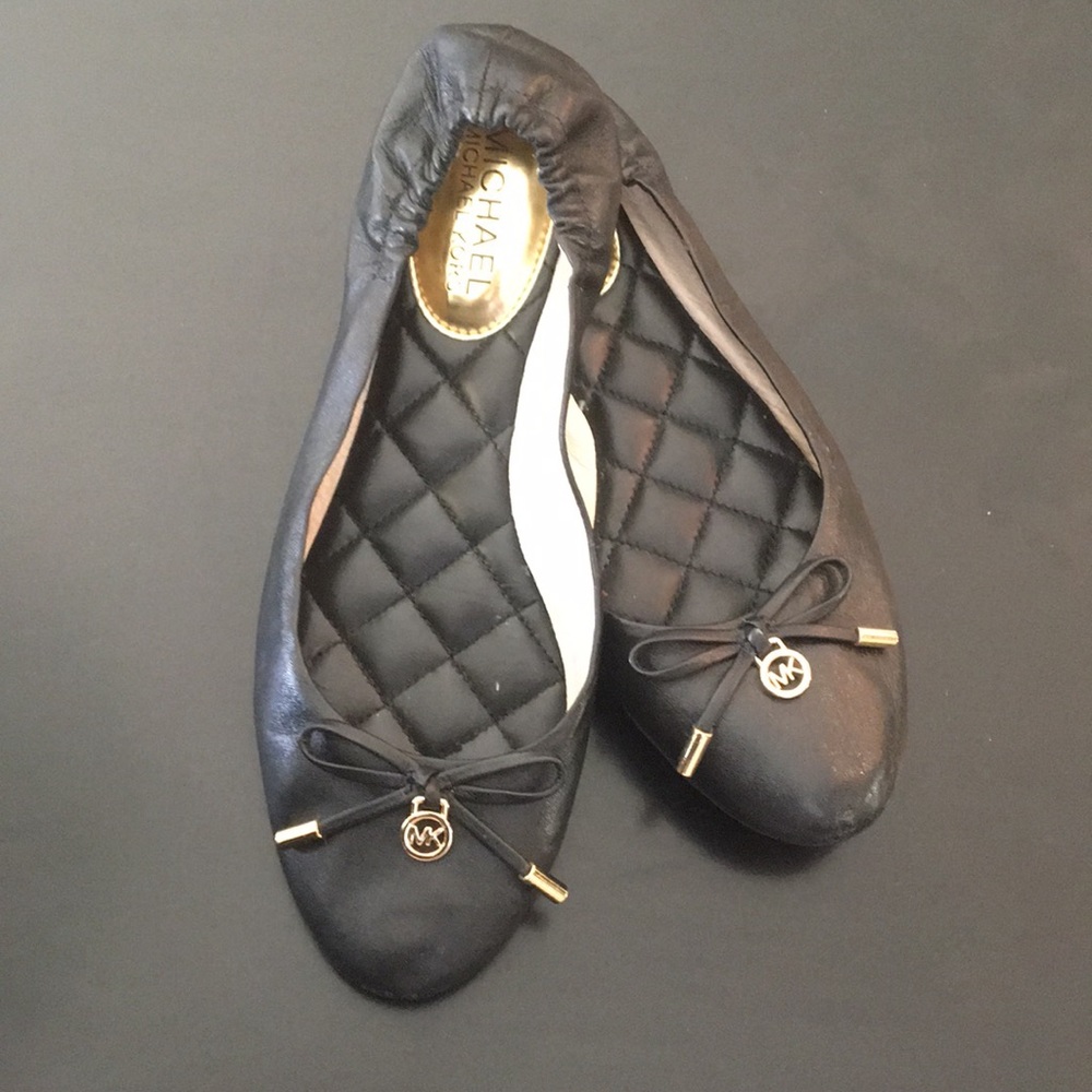 Michael Kors Black leather ballet flats